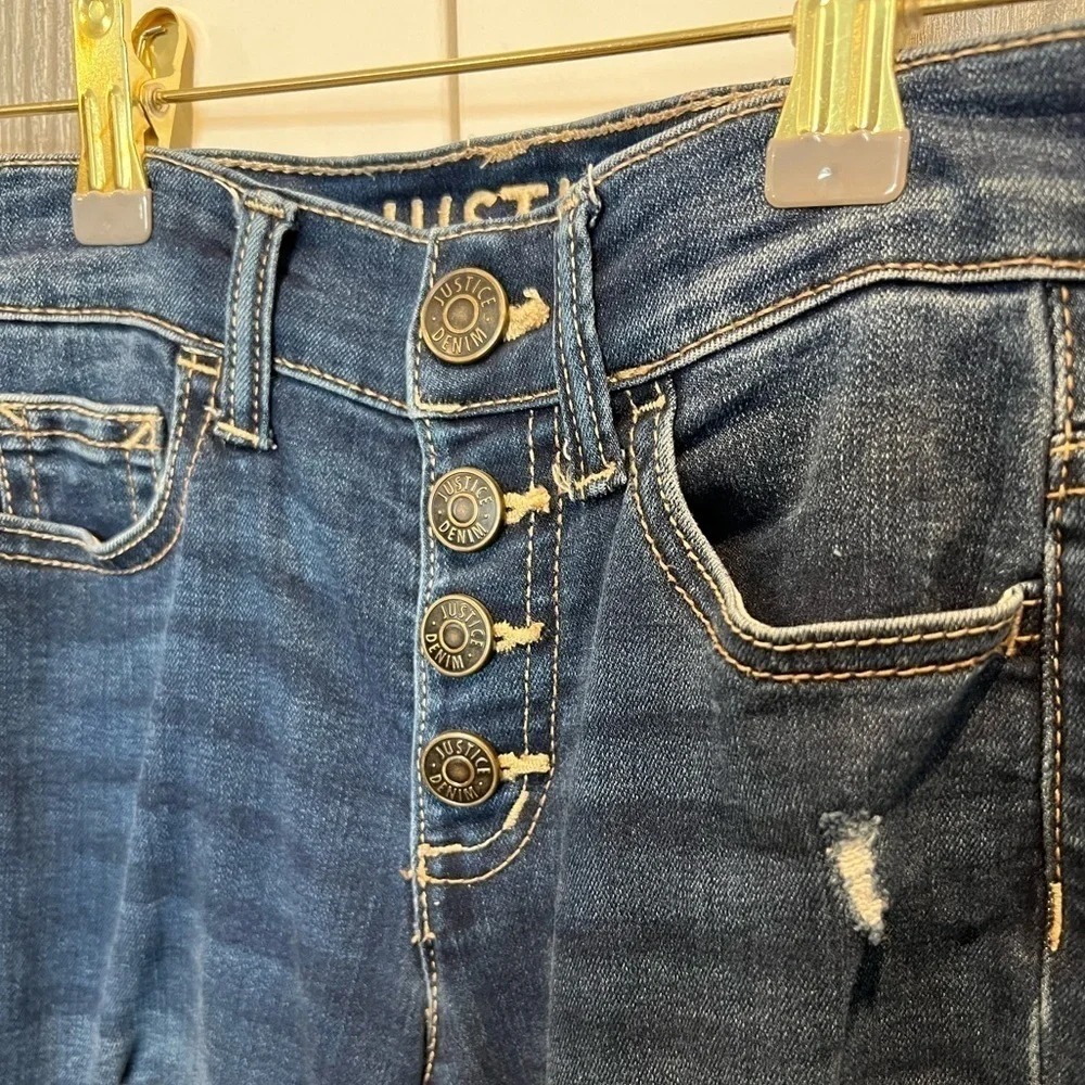 KJ1. Justice 8 Slim Girls Jeans super distressed • Rise 8 • Inseam 22